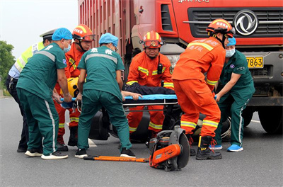 香格里拉沛县道路救援